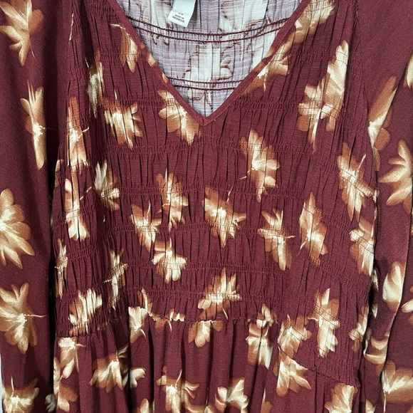 Ava & Viv Red Long Sleeve V-Neck Sundress - Picture 9 of 13